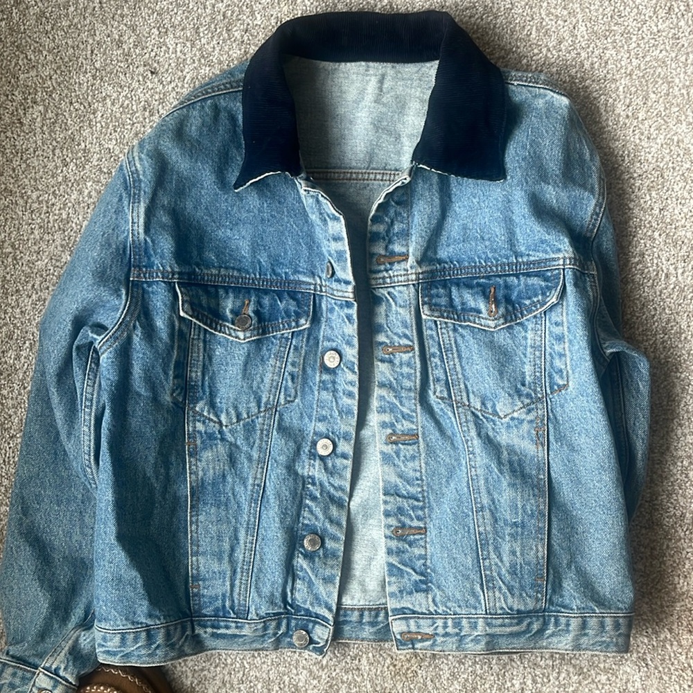 Brandy Melville Blue Denim Jacket with navy  Collar